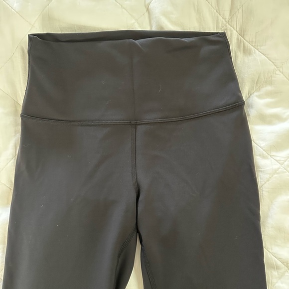 Lululemon Wunder Train 23” Black Size 6 - Picture 3 of 5